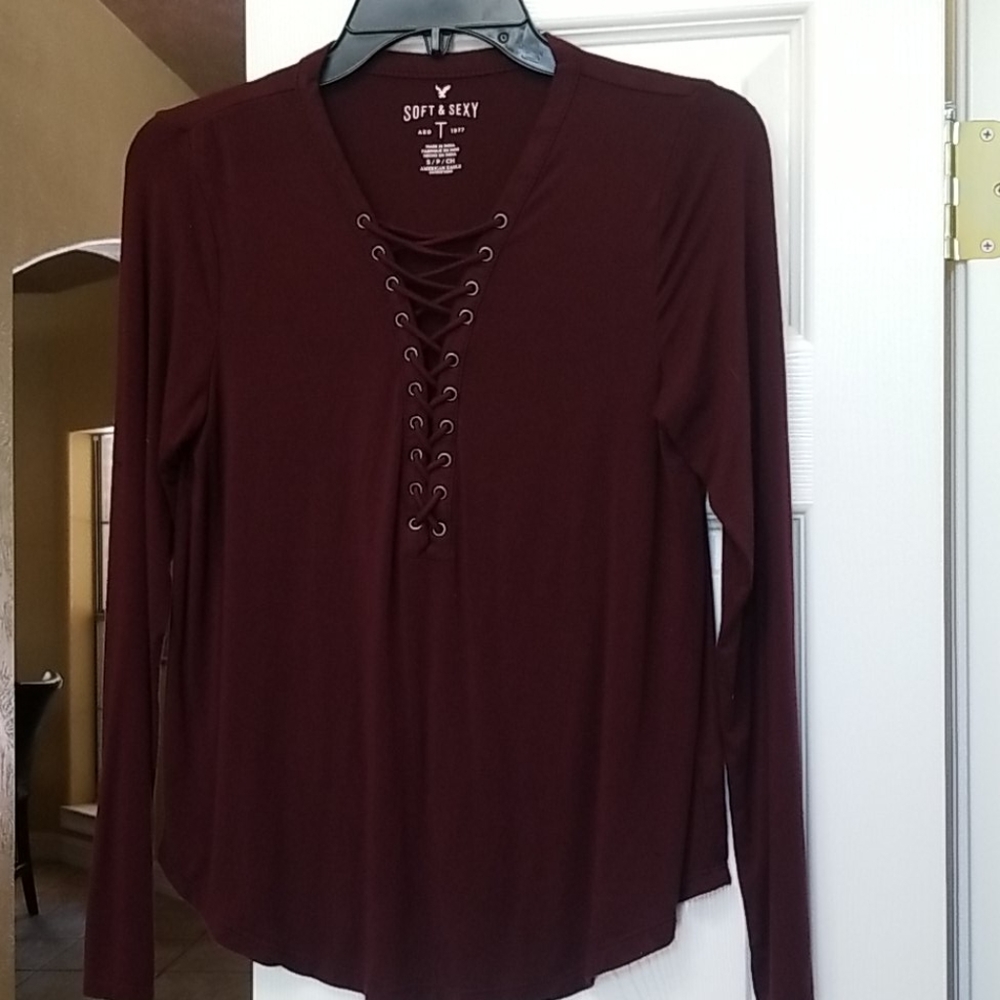 American Eagle Burgundy Long sleeve Shirt Sz Small